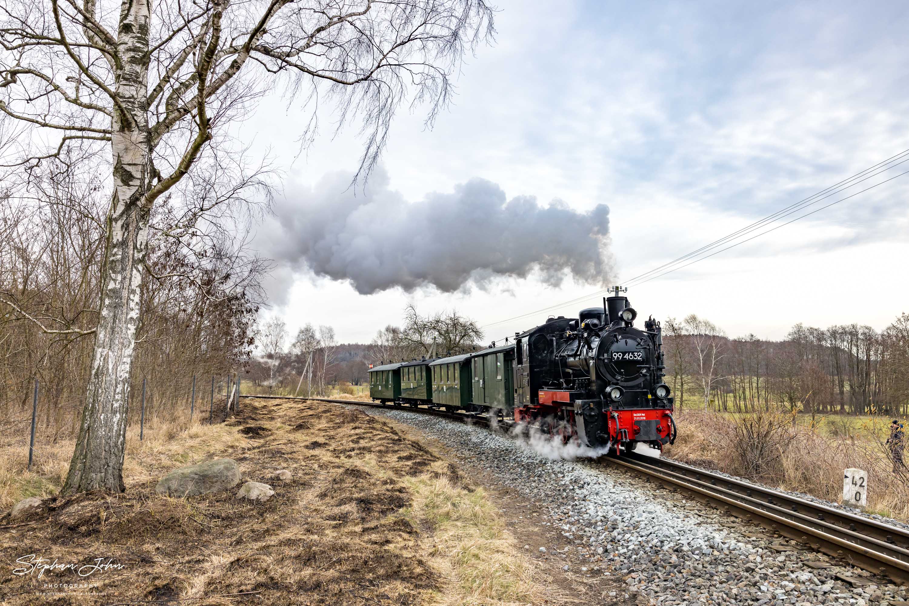 Zug P 222 mit Lok 99 4632 zwischen Serams und Seelvitz