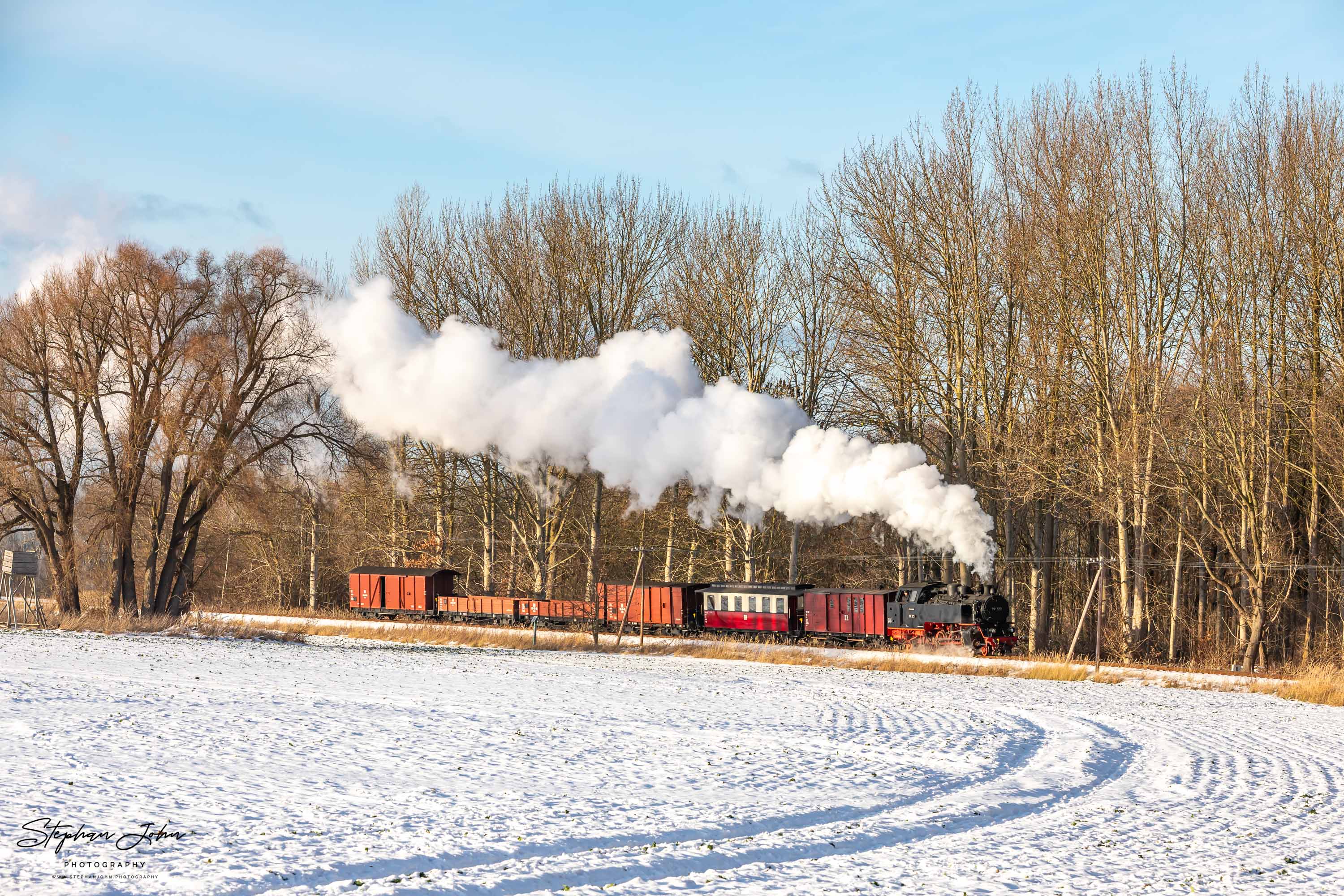 Lok 99 323 mit einem GmP auf dem Weg nach Heiligendamm